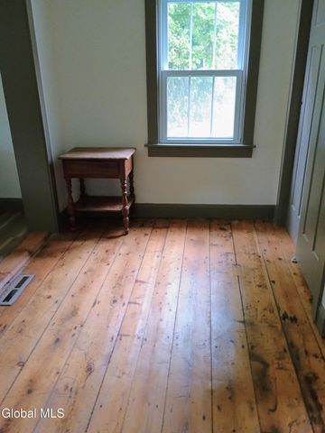2147 Rowley Road, Malta, NY 12020