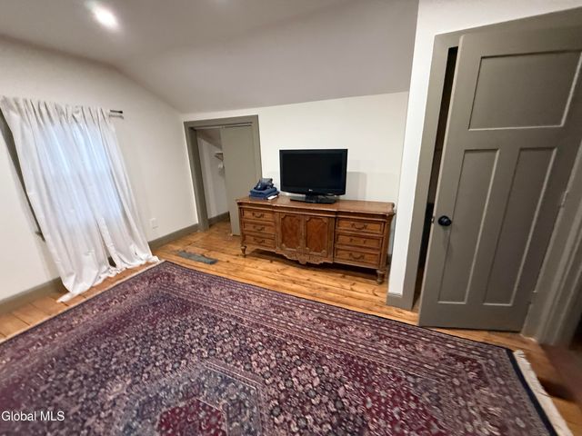 2147 Rowley Road, Malta, NY 12020