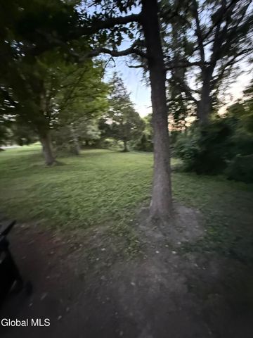 2147 Rowley Road, Malta, NY 12020