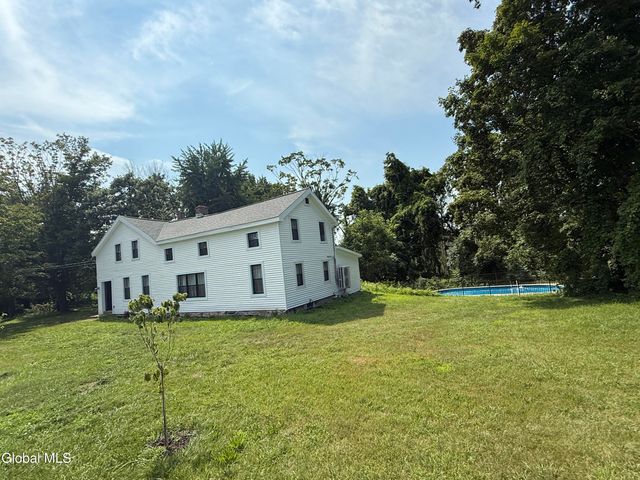 2147 Rowley Road, Malta, NY 12020