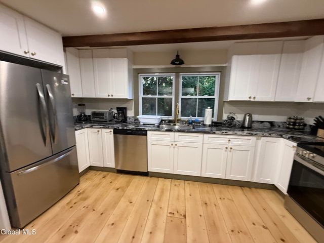 2147 Rowley Road, Malta, NY 12020