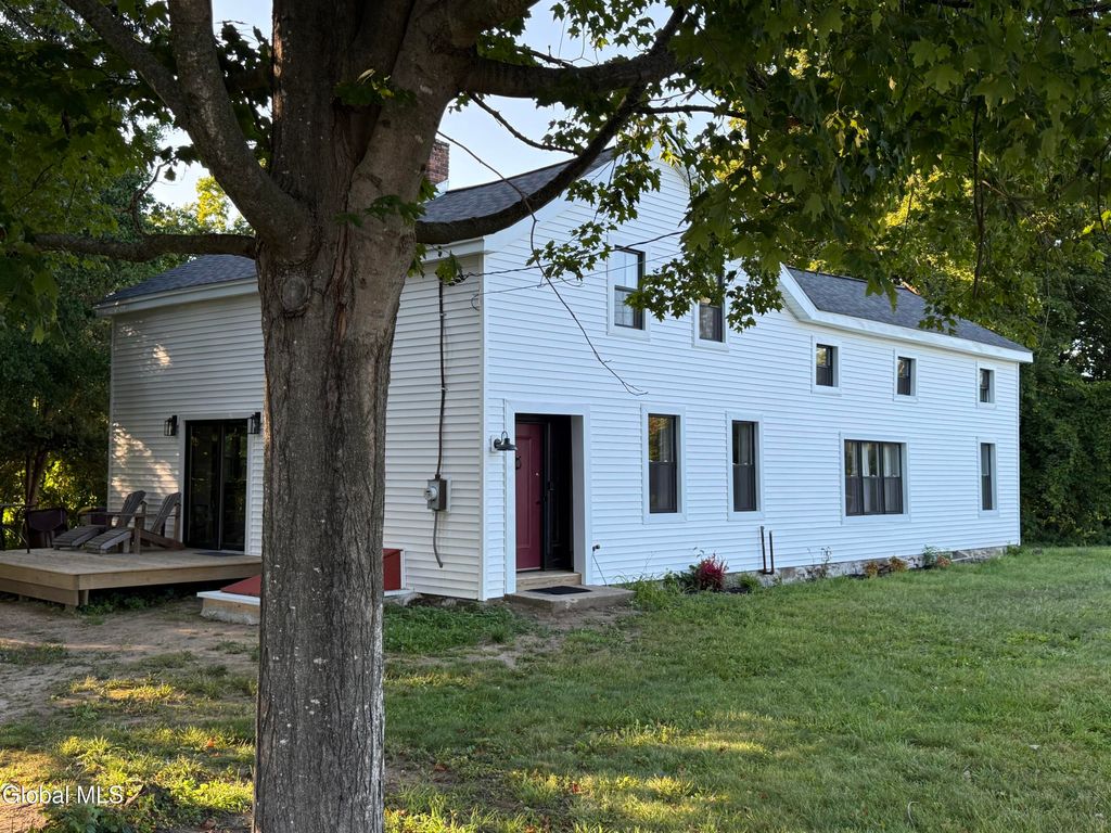 2147 Rowley Road, Malta, NY 12020
