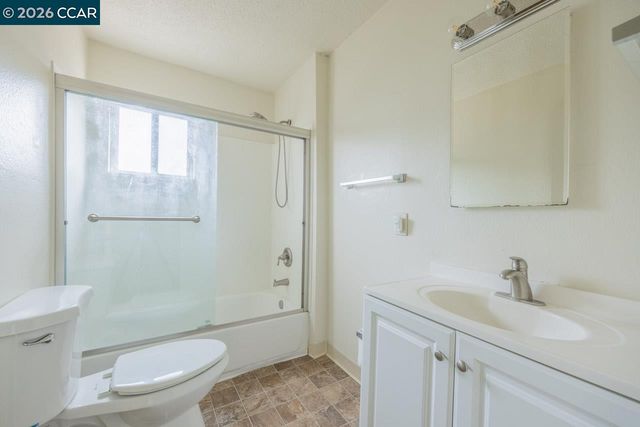 6118 Rutland Dr, Carmichael, CA 95608