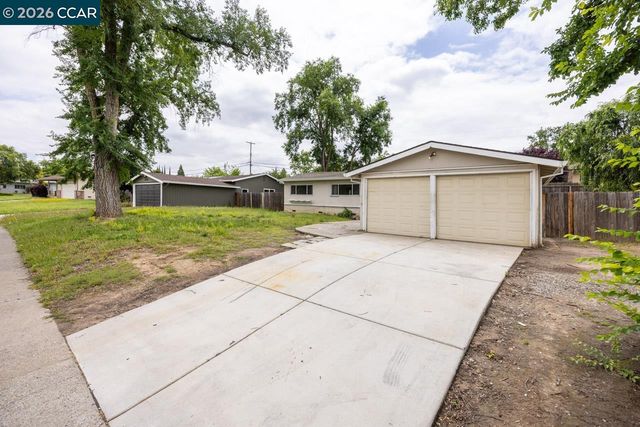 6118 Rutland Dr, Carmichael, CA 95608