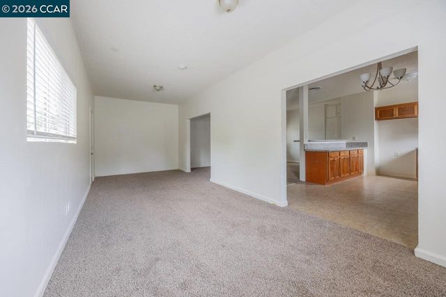6118 Rutland Dr, Carmichael, CA 95608