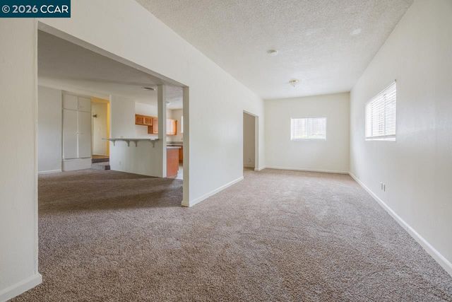 6118 Rutland Dr, Carmichael, CA 95608