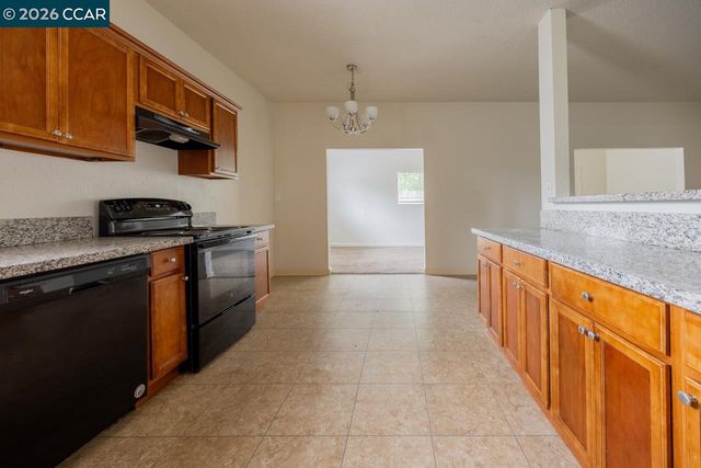 6118 Rutland Dr, Carmichael, CA 95608