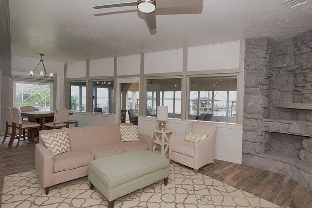 19839 White Dove Drive, Crosby, TX 77532