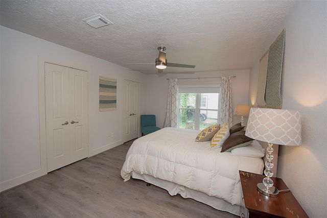 19839 White Dove Drive, Crosby, TX 77532