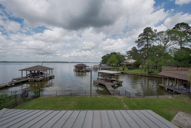 19839 White Dove Drive, Crosby, TX 77532