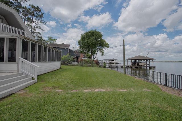 19839 White Dove Drive, Crosby, TX 77532