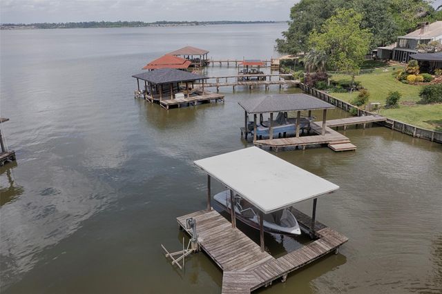 19839 White Dove Drive, Crosby, TX 77532