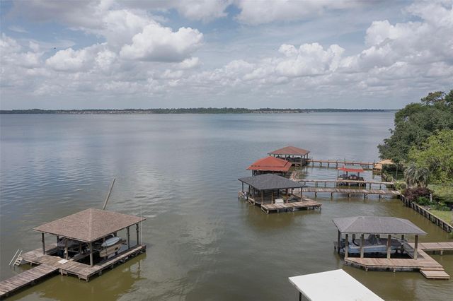 19839 White Dove Drive, Crosby, TX 77532