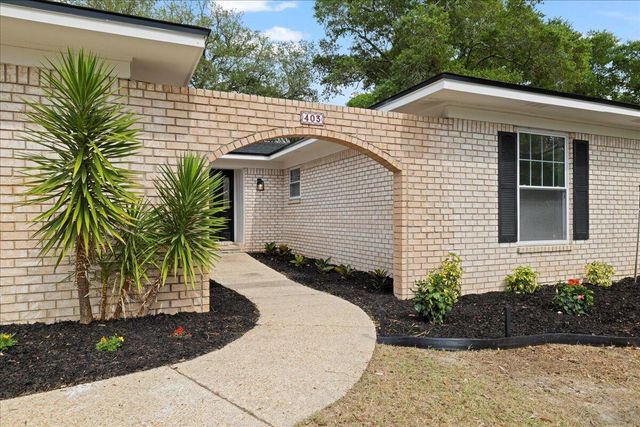 403 Cheyenne Circle, Fort Walton Beach, FL 32547