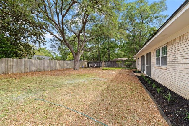 403 Cheyenne Circle, Fort Walton Beach, FL 32547