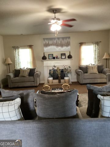 6074 Locklear Way, Douglasville, GA 30134