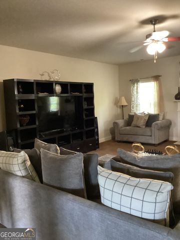 6074 Locklear Way, Douglasville, GA 30134