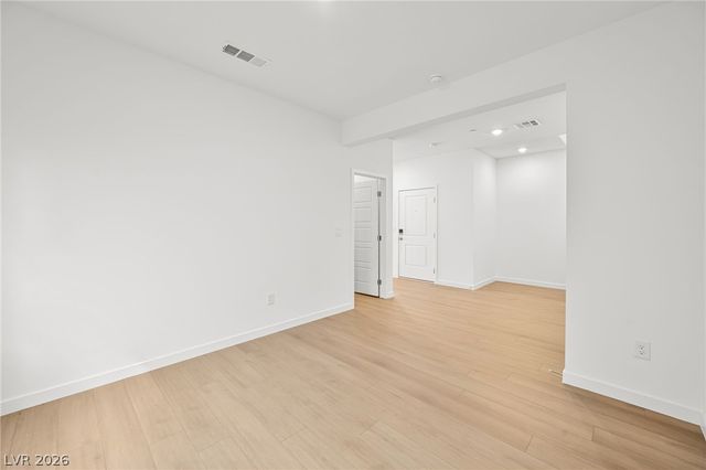 3363 Dancing Waters Street, Las Vegas, NV 89129