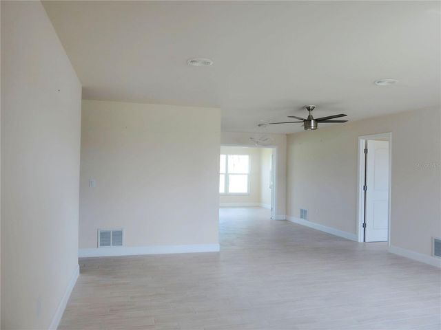 66 OAKLAND HILLS COURT, Rotonda West, FL 33947