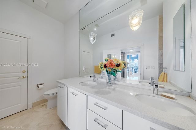 100 Lincoln Rd PH12, Miami Beach, FL 33139