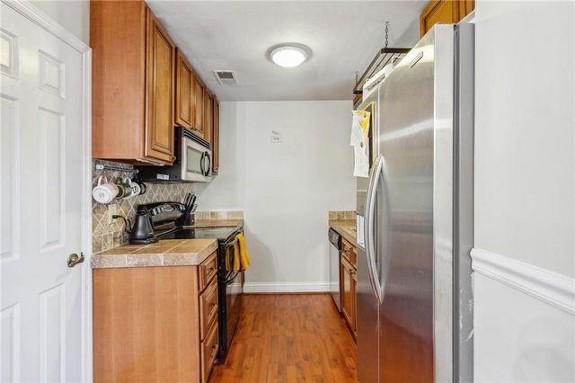 102 Holcomb Ferry Road, Roswell, GA 30076