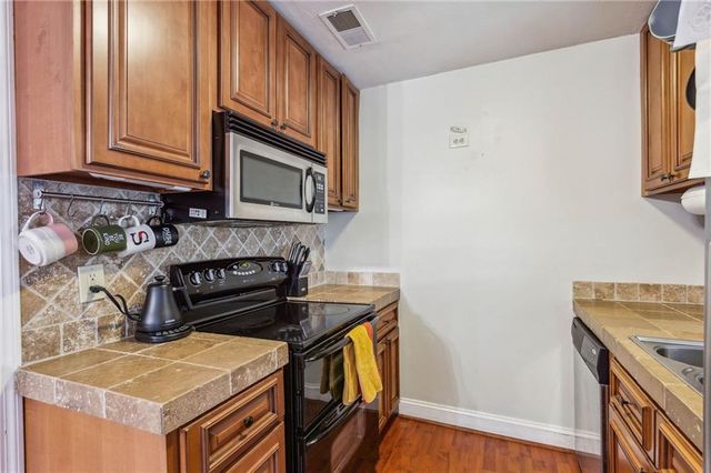 102 Holcomb Ferry Road, Roswell, GA 30076