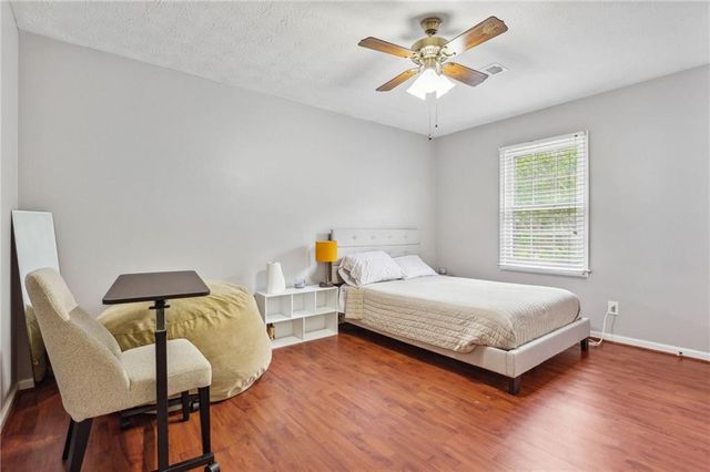 102 Holcomb Ferry Road, Roswell, GA 30076