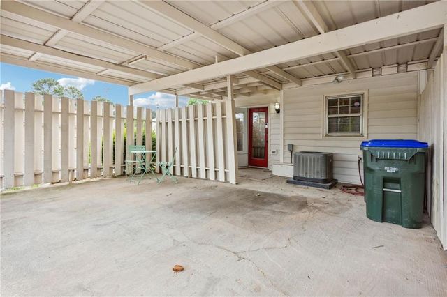 102 Holcomb Ferry Road, Roswell, GA 30076