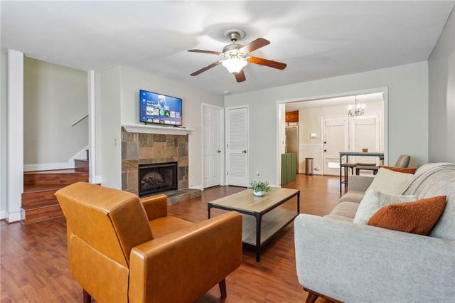 102 Holcomb Ferry Road, Roswell, GA 30076