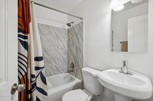 4908 E GRANADA Road, Phoenix, AZ 85008