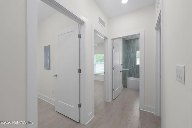 878 W 4TH Street, St. Augustine, FL 32084