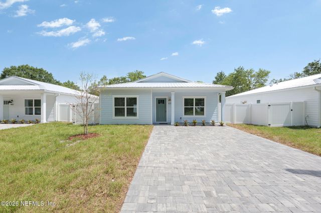 878 W 4TH Street, St. Augustine, FL 32084