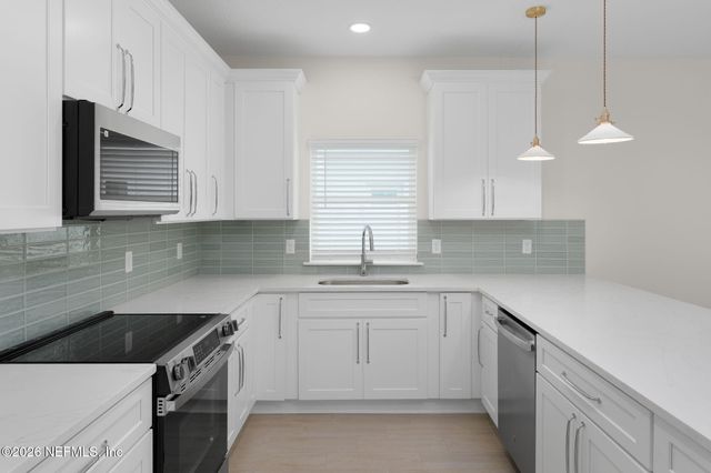 878 W 4TH Street, St. Augustine, FL 32084