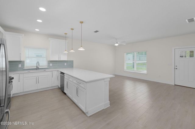 878 W 4TH Street, St. Augustine, FL 32084