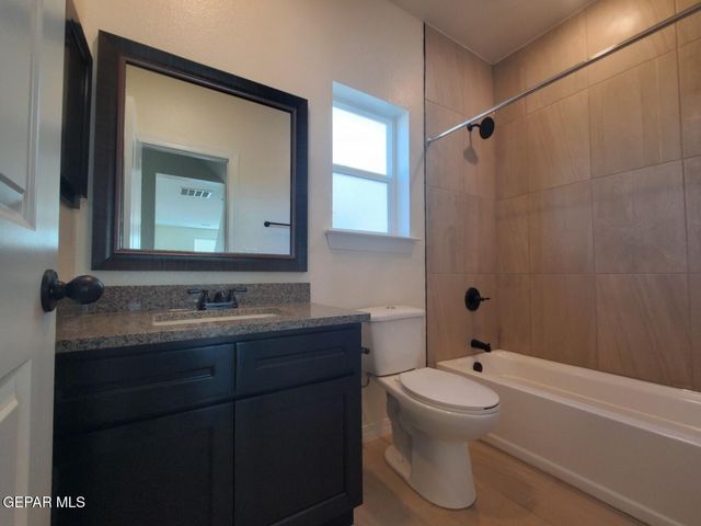 12745 Carefree Avenue, El Paso, TX 79928