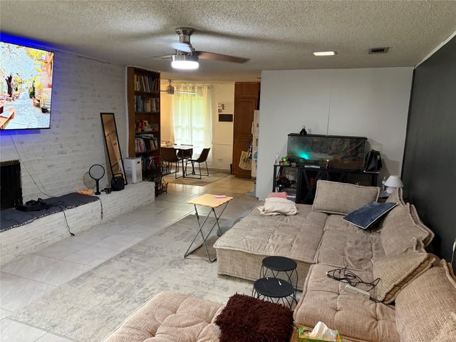 6301 Wheaton Drive, Fort Worth, TX 76133