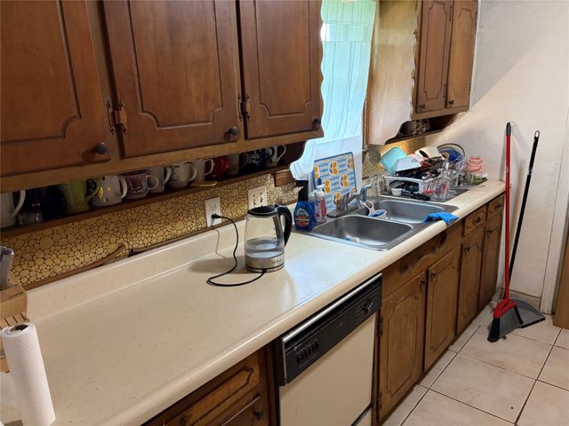 6301 Wheaton Drive, Fort Worth, TX 76133