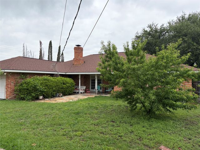 6301 Wheaton Drive, Fort Worth, TX 76133