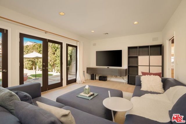 1019 26th Street, Santa Monica, CA 90403