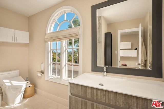 1019 26th Street, Santa Monica, CA 90403