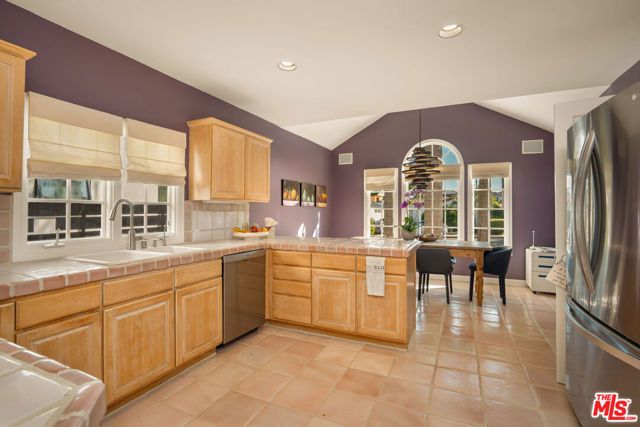 1019 26th Street, Santa Monica, CA 90403