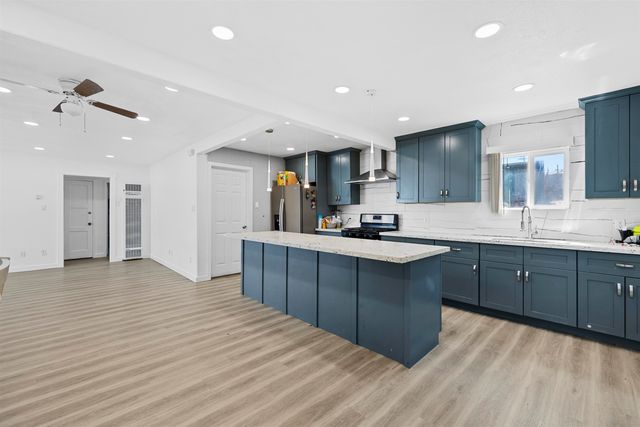 923 Kelvin Rd, El Sobrante, CA 94803