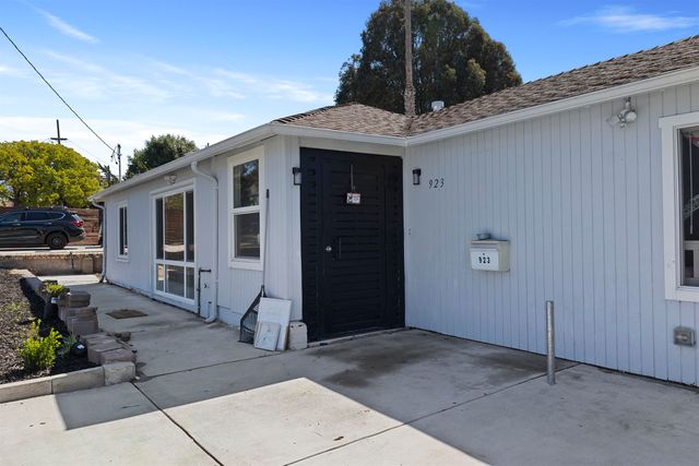 923 Kelvin Rd, El Sobrante, CA 94803