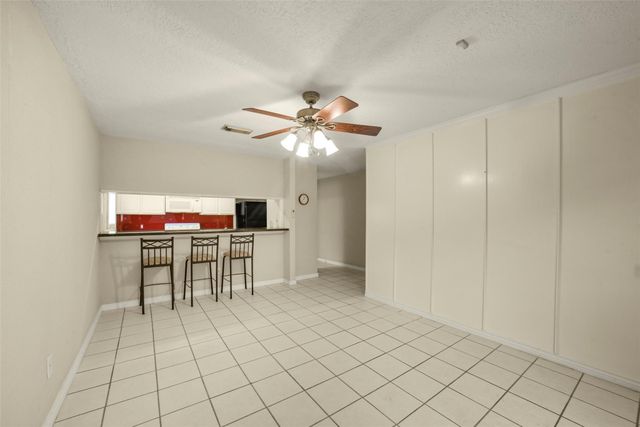 11907 Southlake Drive, Houston, TX 77077