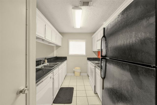 11907 Southlake Drive, Houston, TX 77077