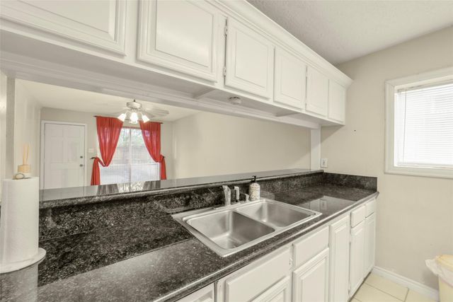 11907 Southlake Drive, Houston, TX 77077