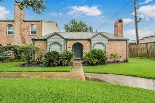 11907 Southlake Drive, Houston, TX 77077