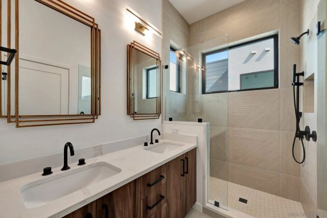 109 Daisy Ave, Imperial Beach, CA 91932