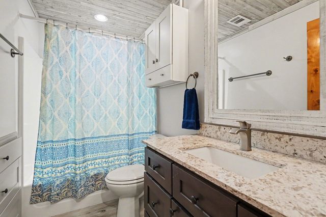 8906 Spring Hill Hill, Hesperia, MI 49421