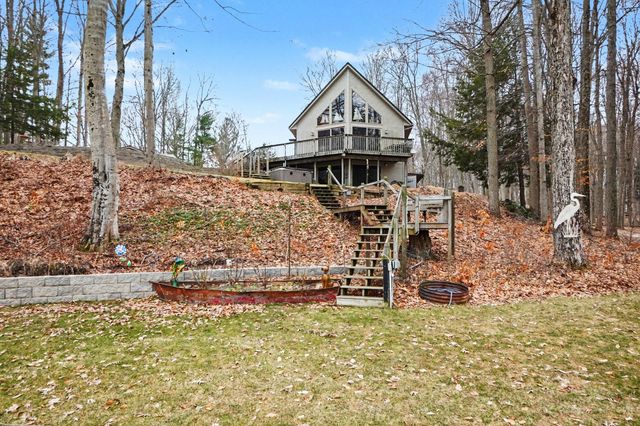 8906 Spring Hill Hill, Hesperia, MI 49421